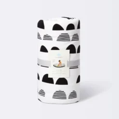 Round Activity Playmat Scallop - Cloud Island™ Black/White -Little Kingdom Nursery GUEST 67467ea3 4206 4690 a1fc a598e3fa042d