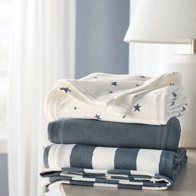 Jersey Swaddle Baby Blanket - Gray - 3pk - Cloud Island™ 1 Jersey Swaddle Baby Blanket - Gray - 3pk - Cloud Island™