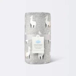 Jersey Knit Reversible Faux Fur Blanket Llamas - Cloud Island™ Blue/White -Little Kingdom Nursery GUEST 89073436 24a2 433a a9a5 566b5c2024ab