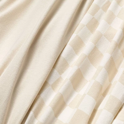 Fitted Play Yard Jersey Sheet - Cream Checks - 2pk - Cloud Island™ 2 Fitted Play Yard Jersey Sheet - Cream Checks - 2pk - Cloud Island™ - Image 2